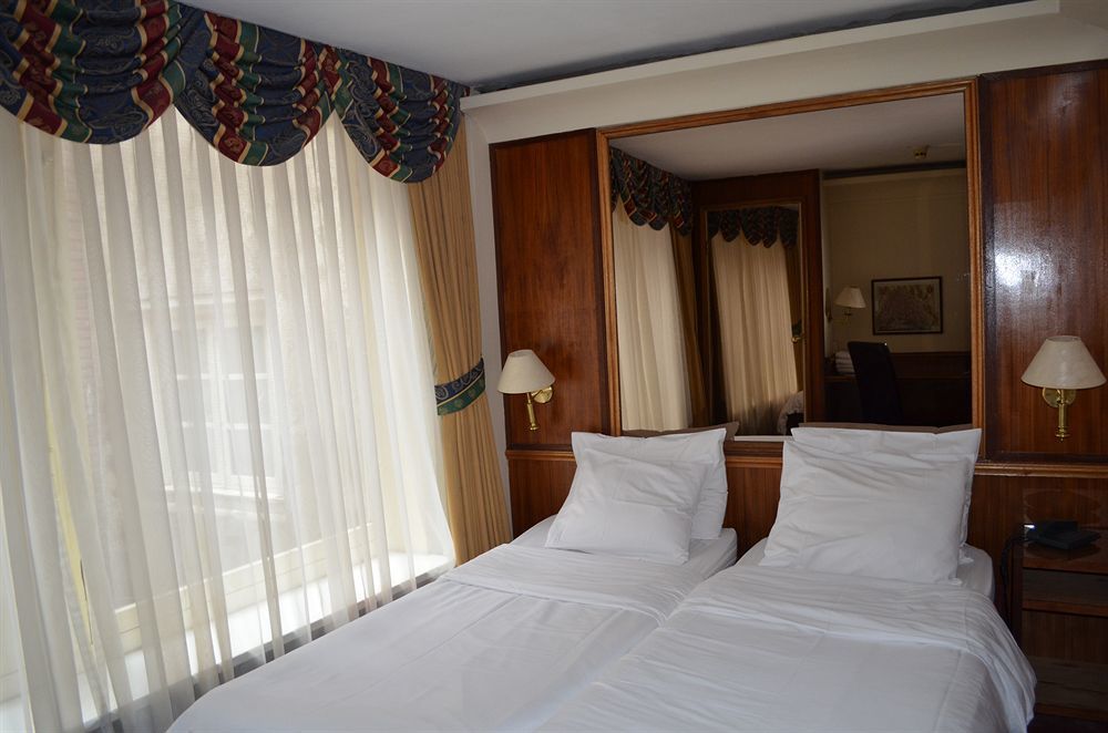 Rembrandtplein Hotel Амстердам Экстерьер фото